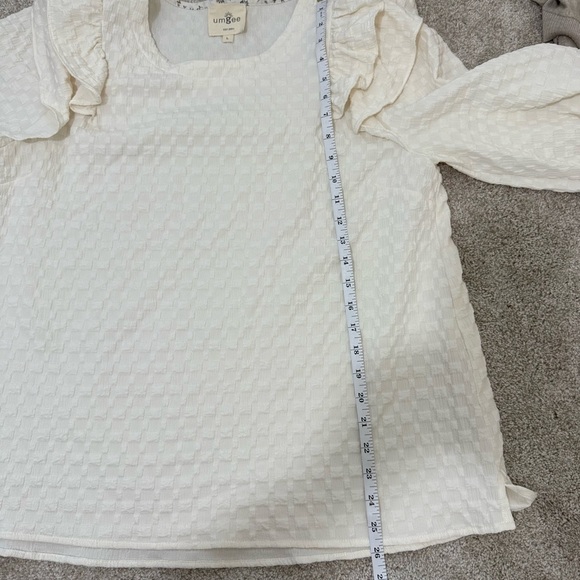 Umgee Ivory Textured Jacquard Blouse Ruffle Cap Sleeve Size L Checkered Prairie - Picture 9 of 10